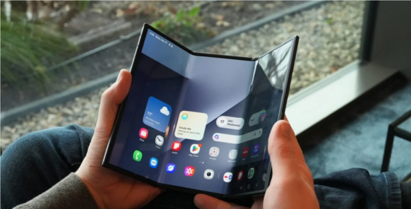 【红龙扑克】三星多项产品获CES 2026大奖 折叠屏手机获最高评价