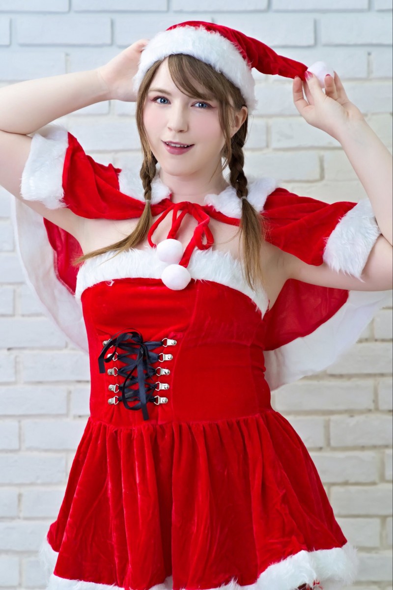 【红龙扑克】日本AV界最强洋助人、June Lovejoy宣布引退！