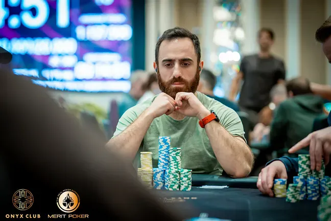 【红龙扑克】Onyx豪客赛PLO主赛Day 1b战罢,“国王”周全记分牌位居第二