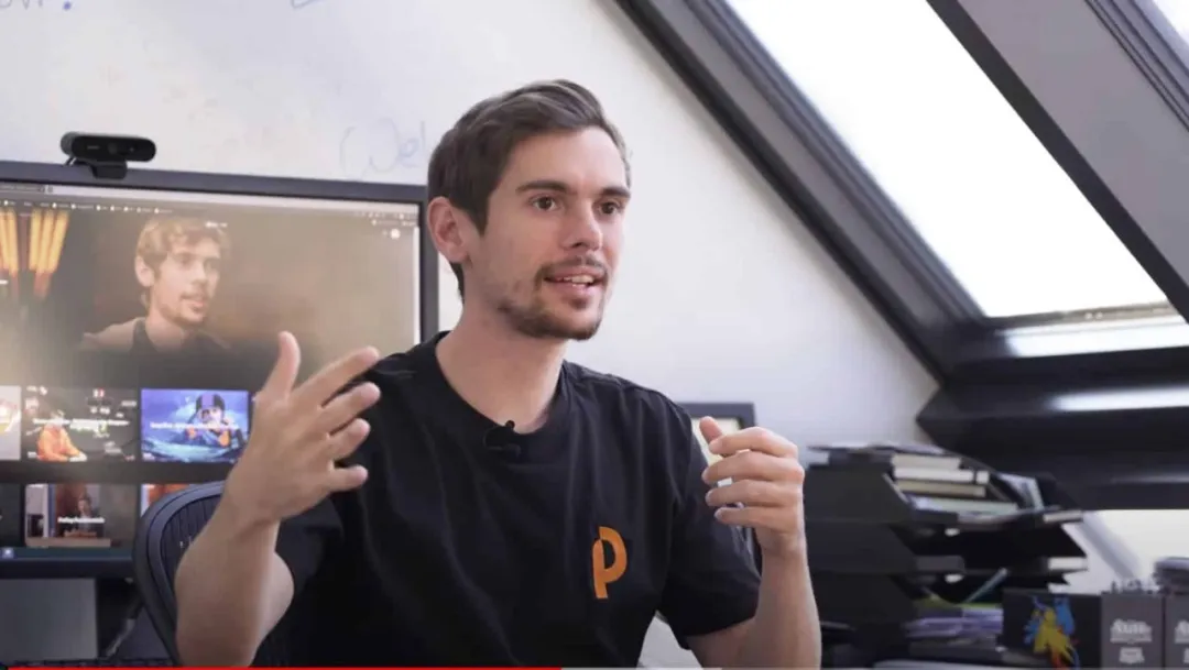 【红龙扑克】扑克传奇Fedor Holz亲授：决赛桌关键决策的EV计算全解析