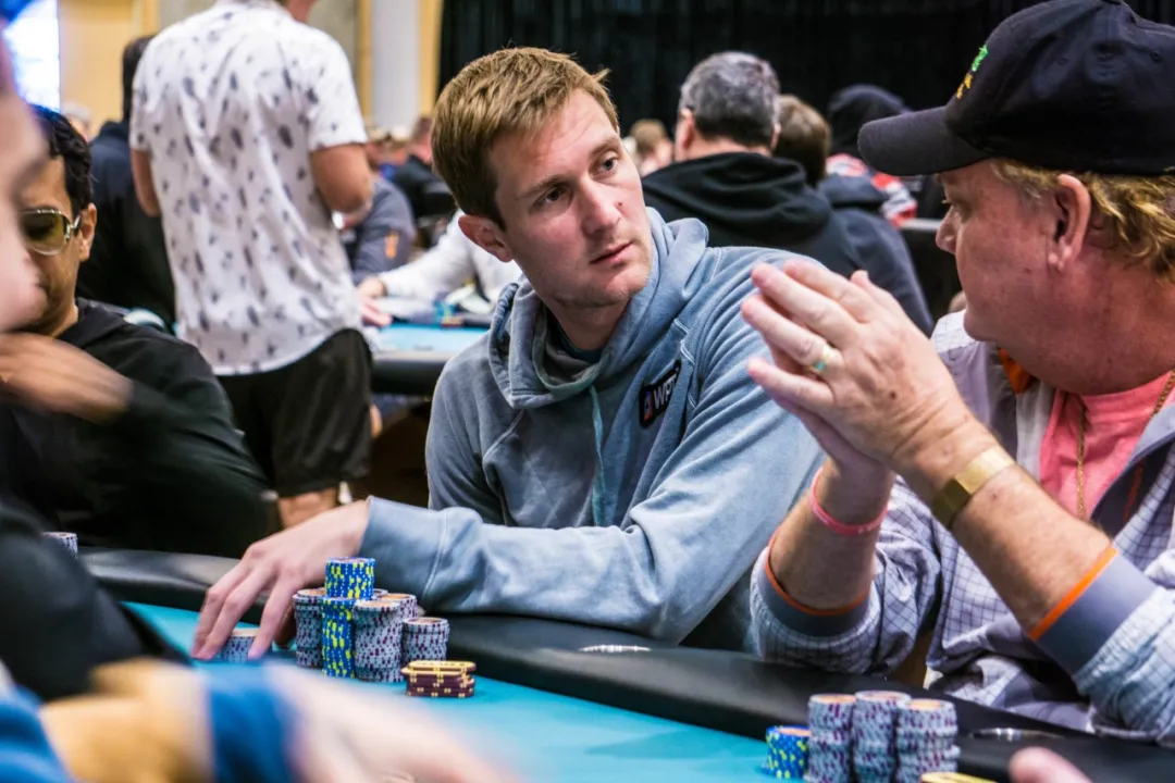 【红龙扑克】当扑克被流量绑架：Brad Owen直言“我感觉自己像个骗子”