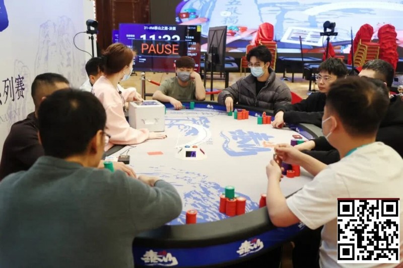 【红龙扑克】万众欢呼，廊坊选手唐岳强捧起主赛玉鼎奖杯，首届泰山之巅扑克系列赛泰安站圆满落幕，五月再相见！