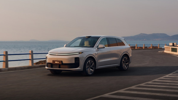 【红龙扑克】理想汽车签约阿联酋及沙特合作伙伴 L系列将进入中东