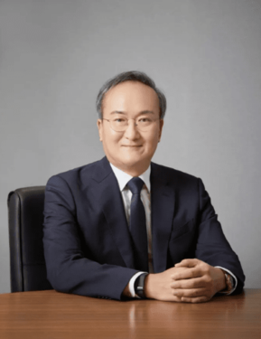 图源网络 【红龙扑克】SK On宣布社长李锡熙辞职 李容旭将担任唯一代表
