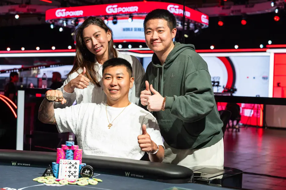 【红龙扑克】2026WSOP金手链到手!中国选手王阳在5000美元底池限注奥马哈锦标赛登顶