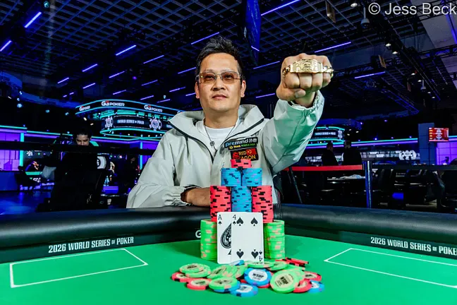 【红龙扑克】陈东再夺WSOP金手链!$10,000限注德州冠军赛单挑力压Glaser,身价暴涨成“范特西宠儿”