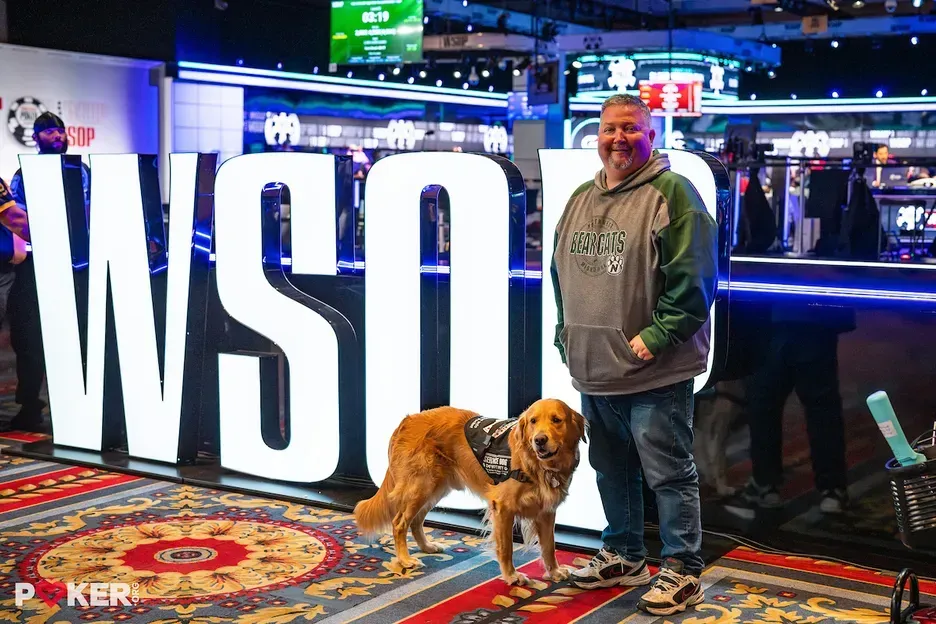 【红龙扑克】带着金毛打WSOP？“没有它，我可能会死在牌桌上”