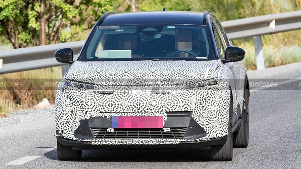 【红龙扑克】雷诺新款电动Scenic E-Tech测试谍照曝光 2027年上市