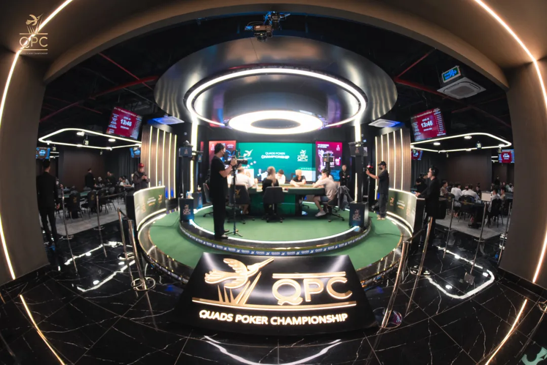 【红龙扑克】越南河内QPC Day8｜“平南王”贾曰泉问鼎豪客帝国赛冠军，罗爽、潘财明分别获第五、第九名；陈明聪、冯苗打入主赛决赛桌将冲击奖杯