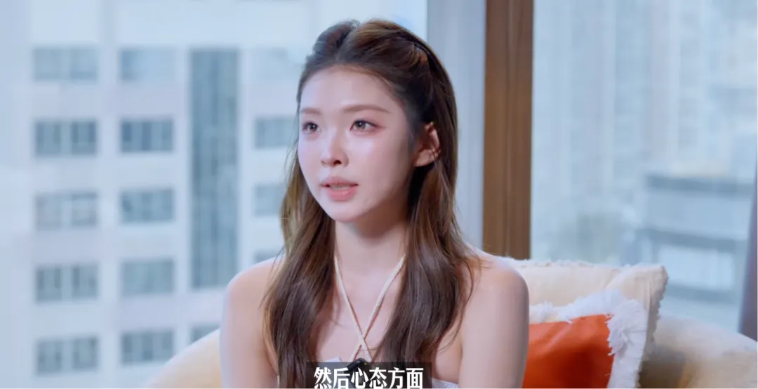 【红龙扑克】牌桌落泪的少女JJE:他们不会心疼,就是使劲的锤,能怎么锤就怎么锤