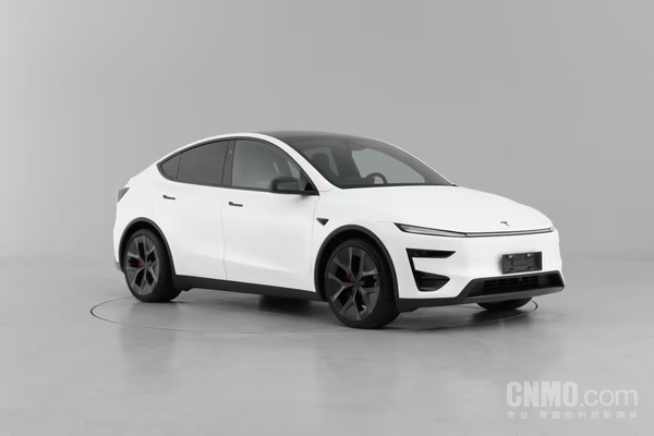 新款特斯拉Model Y 【红龙扑克】美国电动车Q2销量环比增长14.2% 加州推出首购电车补贴