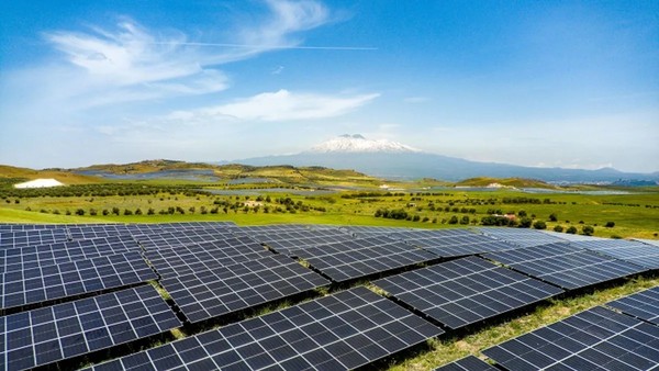 【红龙扑克】机构：2035年美国数据中心用电量预计激增至当前四倍