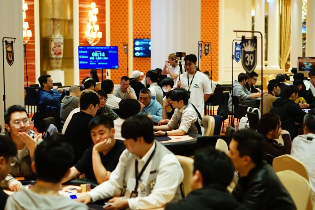 【红龙扑克】2026KPC济州站|主赛事燃情开启!A组火爆开局314人次参赛40人突围晋级,王竹斋强势领跑装袋66.6万筹码斩获CL!多场重磅赛事陆续来袭!