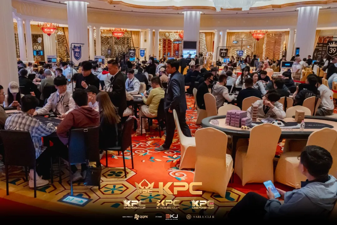 【红龙扑克】2026KPC济州站｜群雄争锋！主赛事B/C组合共407人次参赛52人晋级，张达森/赵洪军分别登顶小组CL，多场混合游戏持续开启助你摘冠！
