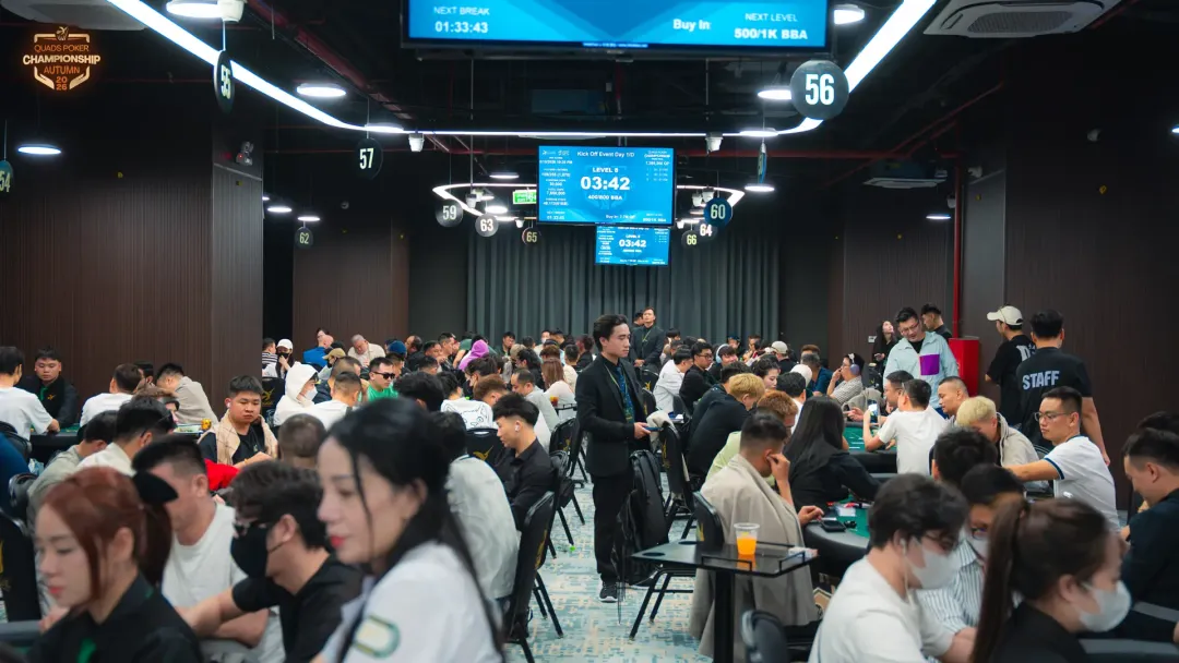 【红龙扑克】2026QPC秋季赛｜超千人次竞逐！国人选手Wang Longfei上演一穿二强势登顶开幕赛王座，张奇隆揽下亚军！至尊超豪赛今日决战！