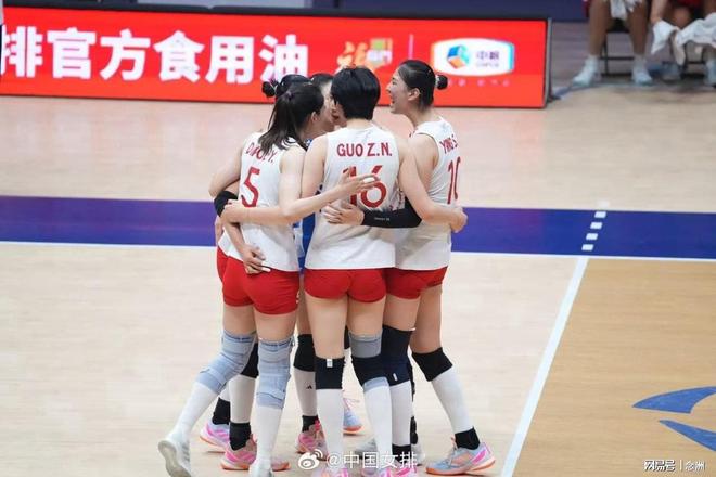 【红龙扑克】女排亚锦赛决赛中国2-3惜败泰国,惠若琪赛后点评:对手更亚洲化,我们需提升应变与强度
