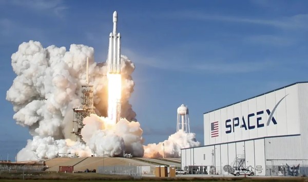 SpaceX 【红龙扑克】SpaceX计划首次尝试将星舰飞船送入地球轨道 绕六圈