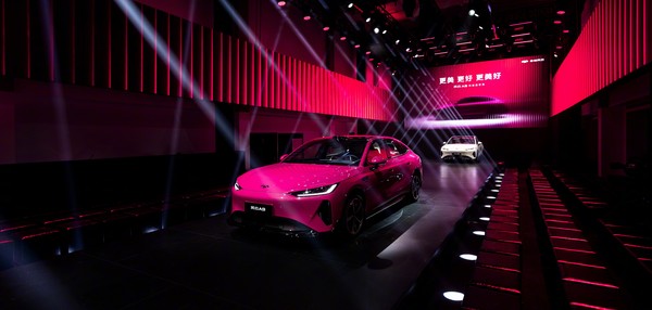 奇瑞风云A9 【红龙扑克】风云A9九月订单突破2万台 交付超七千台 限时权益延续