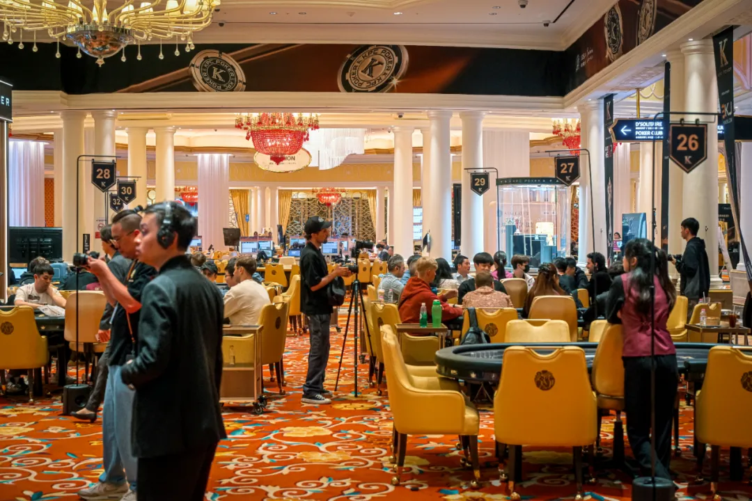 【红龙扑克】2026 KPC Poker | 王者主赛事Day2收官，9人FT诞生！茅人及成泡沫男孩，黄鹏背靠背打入主赛FT