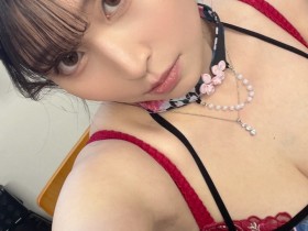 【红龙扑克】一億人の愛人!比20岁性感、比30岁奔放、比40岁可爱的她重大声明!