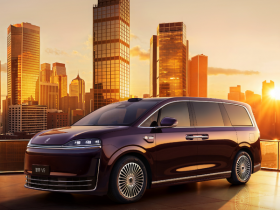 【红龙扑克】智界V9预售72小时快报出炉:客户直言“要买华为的MPV”